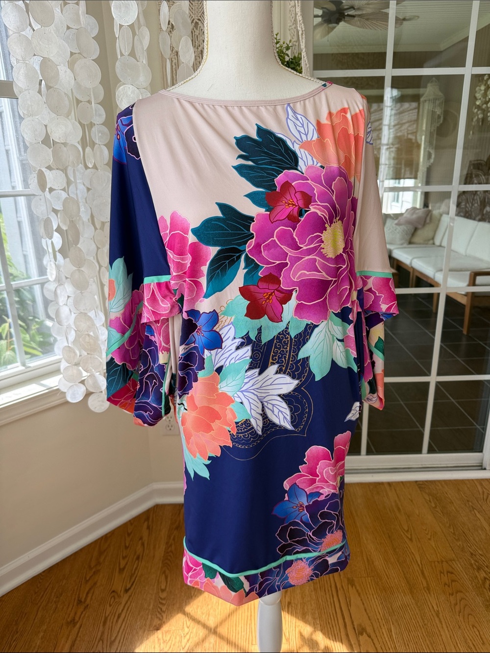 Trina Turk Floral Print Boatneck Shift Dress in Navy and Pink small